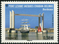 Pont levant Jacques Chaban-Delmas Bordeaux