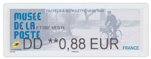 MUSÉE DE LA POSTE - FACTEUR A BICYCLETTE VERS 1950