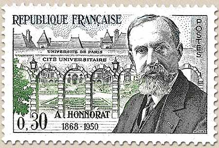 UNIVERSITÉ DE PARIS CITÉ UNIVERSITAIRE A. HONNORAT 1868-1950