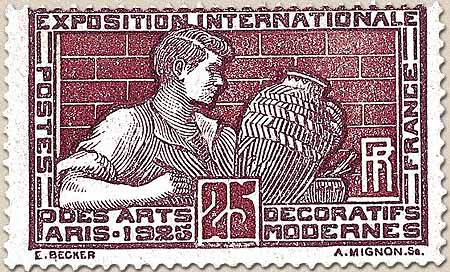 EXPOSITION INTERNATIONALE DES ARTS DÉCORATIFS MODERNES PARIS - 1925